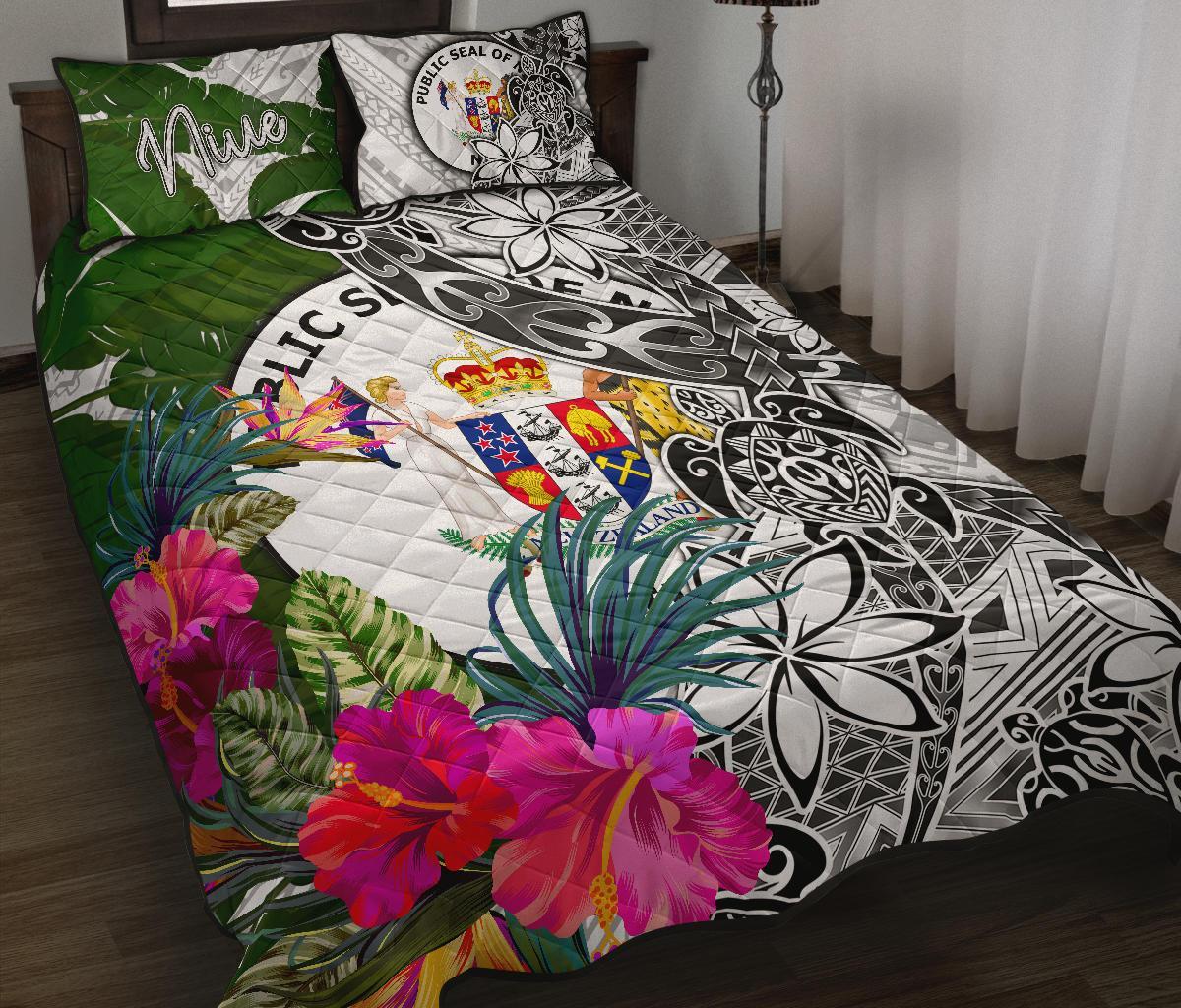 Niue Quilt Bed Set White - Turtle Plumeria Banana Leaf White - Polynesian Pride