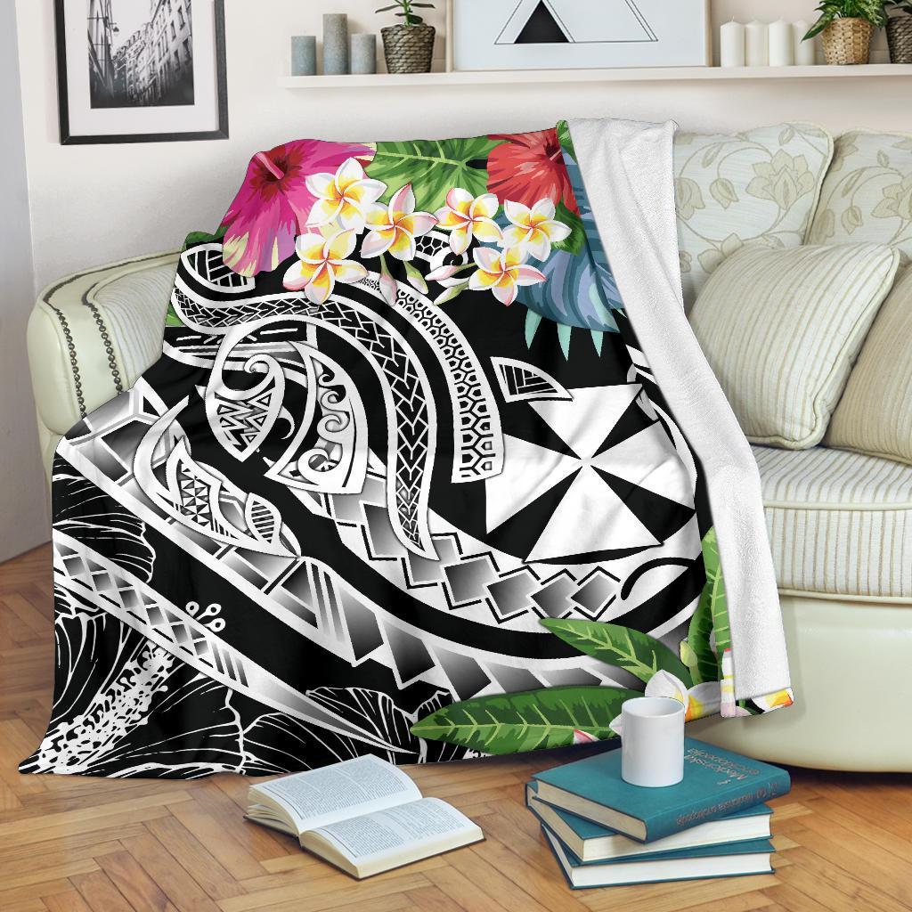 Wallis and Futuna Polynesian Premium Blanket - Summer Plumeria (Black) White - Polynesian Pride