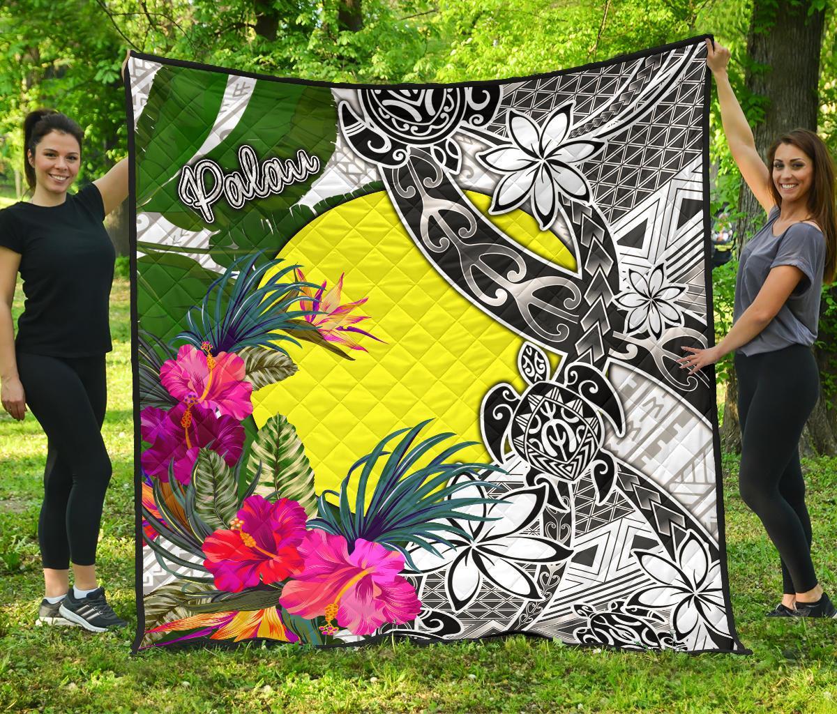 Palau Premium Quilt White - Turtle Plumeria Banana Leaf - Polynesian Pride