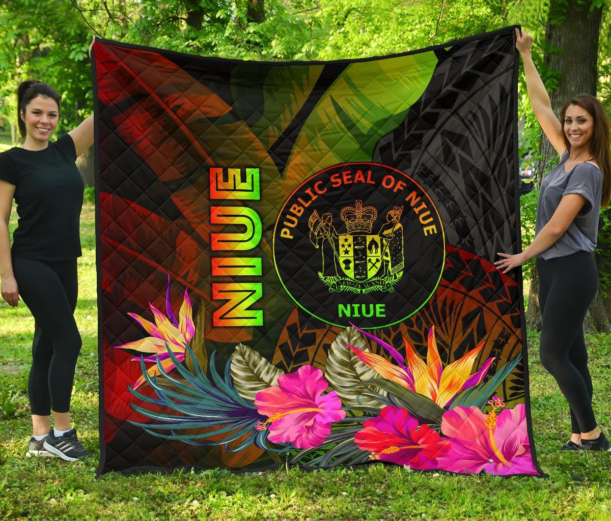 Niue Polynesian Premium Quilt - Hibiscus and Banana Leaves - Polynesian Pride