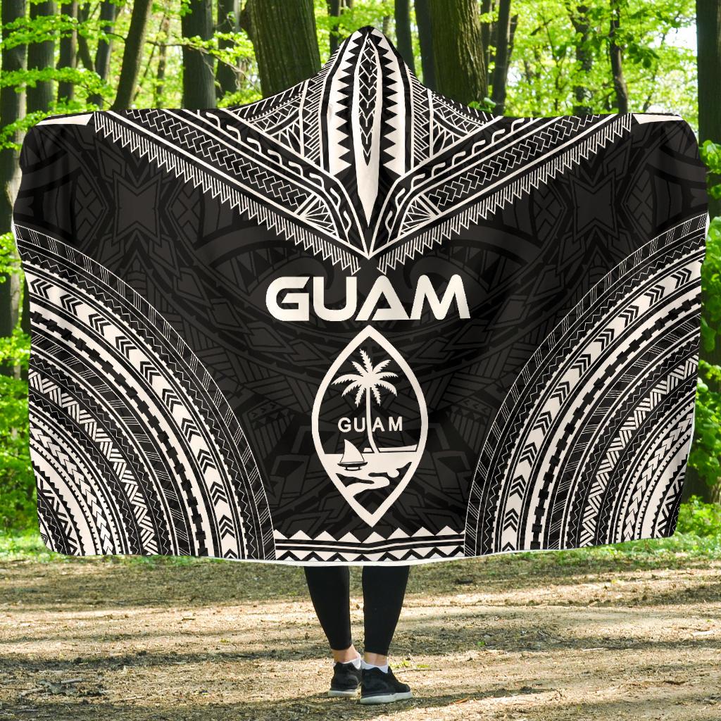 Guam Polynesian Chief Hooded Blanket - Black Version Hooded Blanket Black - Polynesian Pride