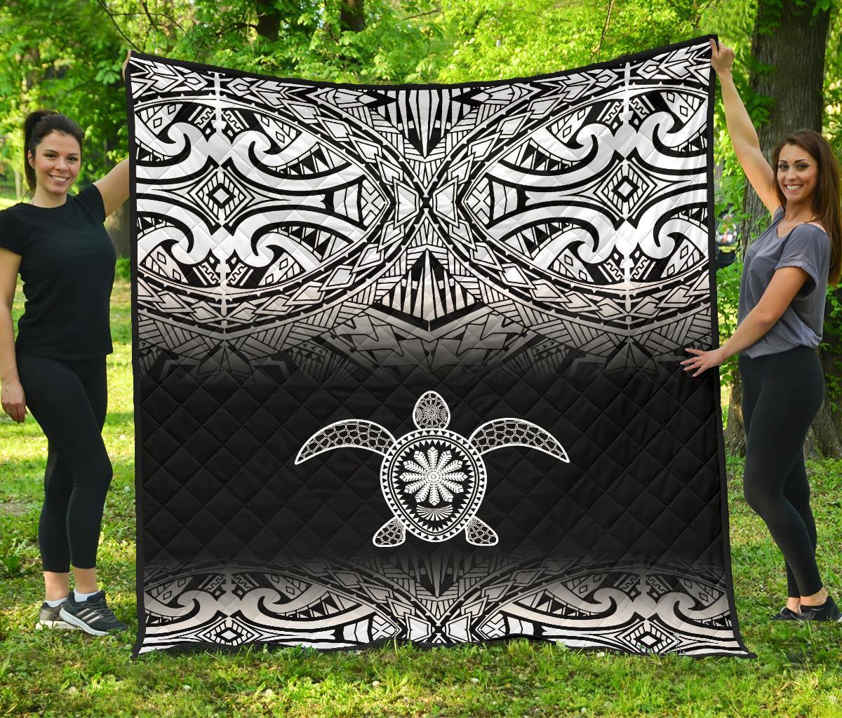 Polynesian Premium Quilt - Polynesian White Turtle Tattoo & Black Frog - Polynesian Pride