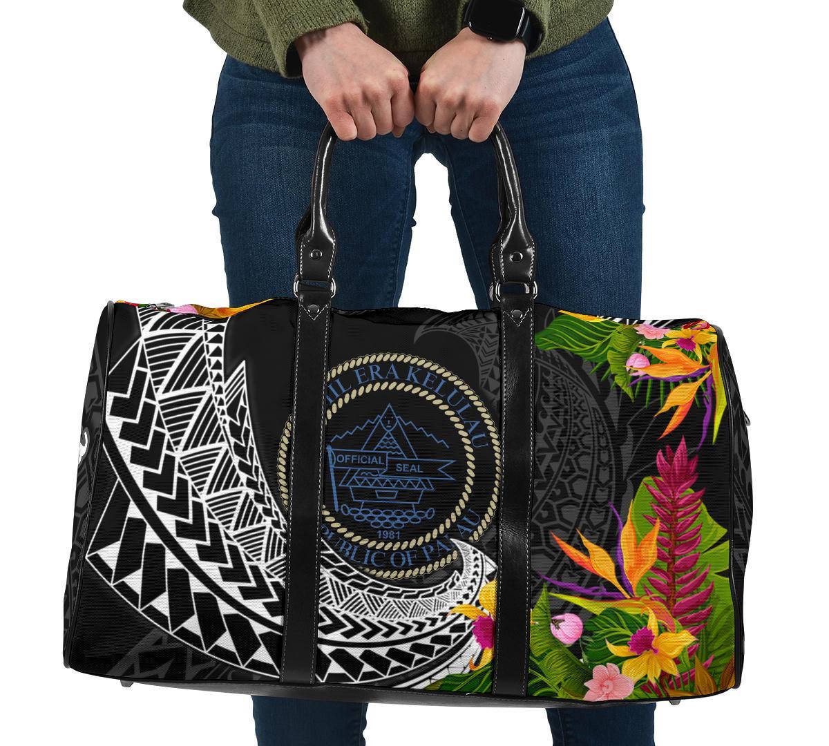 Palau Travel Bag - Custom Personalised Seal Spiral Polynesian Patterns Travel Bag - Black - Palau One size Black - Polynesian Pride