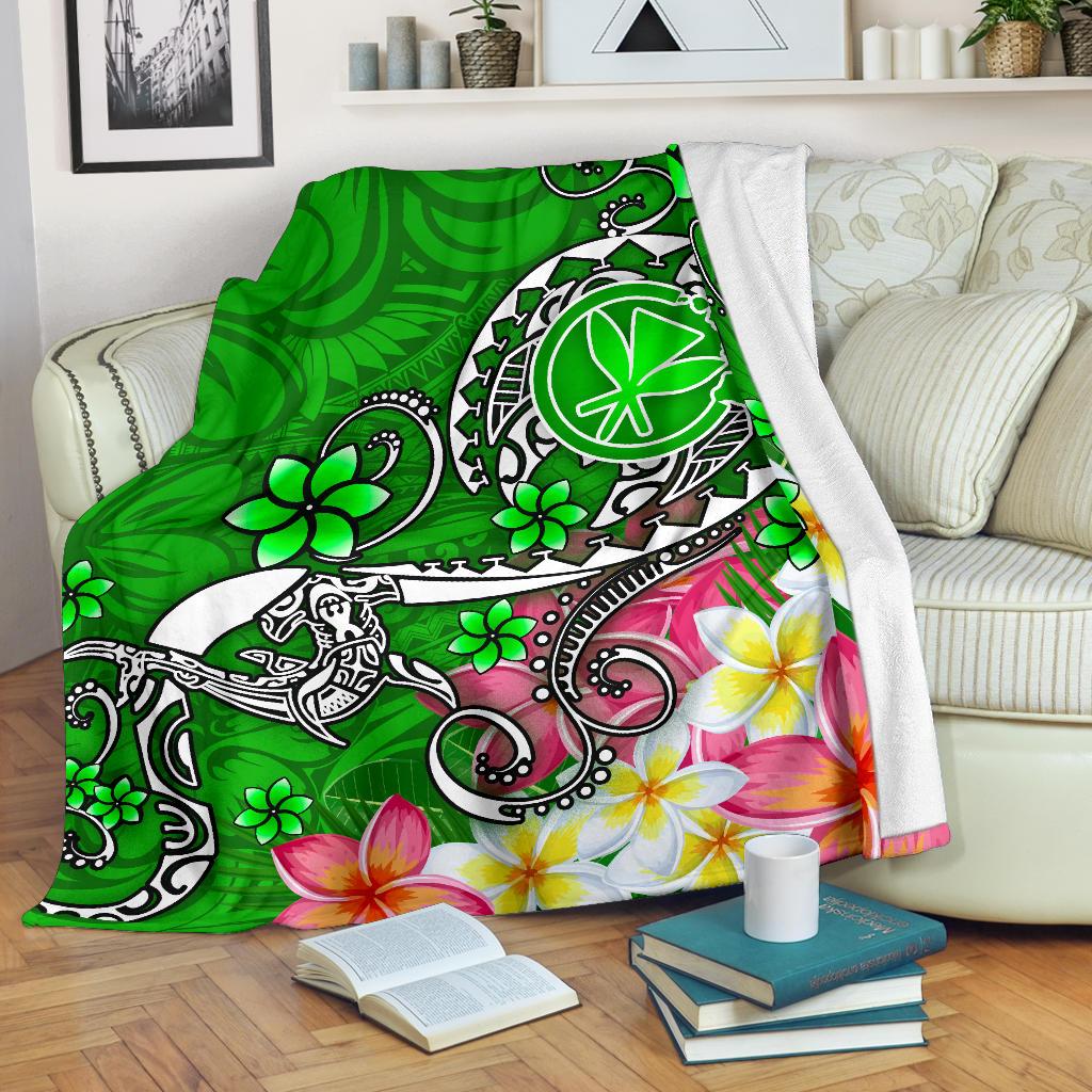 Hawaii Premium Blanket - Turtle Plumeria Polynesian Tattoo Green Color White - Polynesian Pride