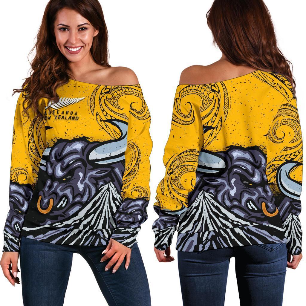 New Zealand Maori Women Off Shoulder Sweater Taranaki Bull Yellow - Polynesian Pride