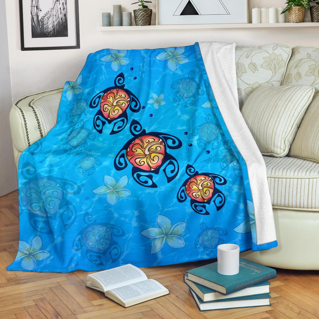 Hawaii Plumeria Turtle In The Ocean Premium Blanket - AH - John Style White - Polynesian Pride