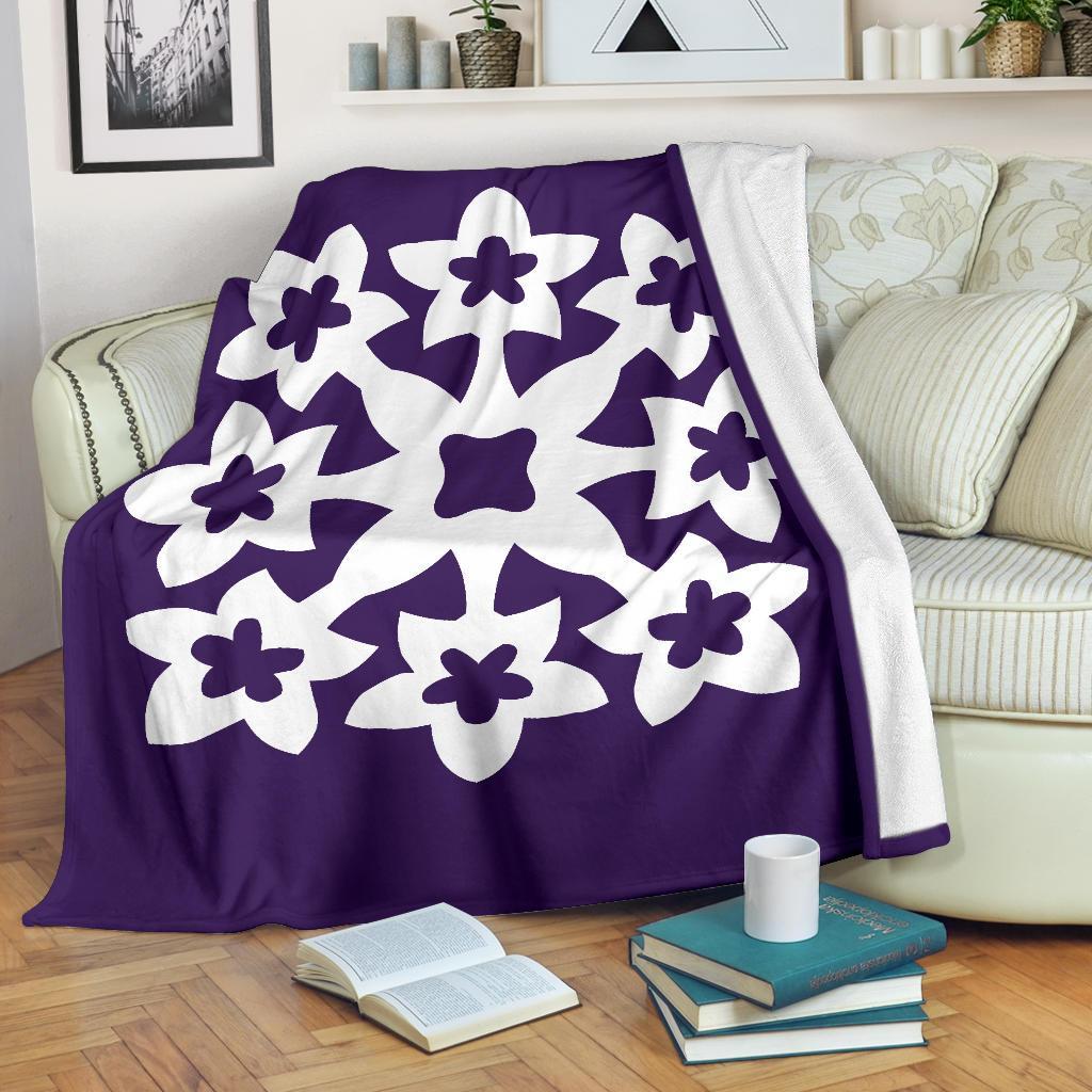 Hawaiian Premium Blanket Royal Pattern - Purple - A1 Style White - Polynesian Pride