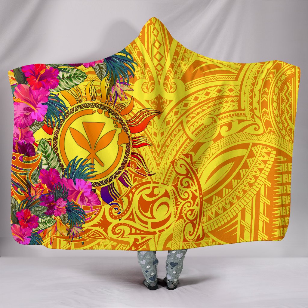 Polynesian Hooded Blanket - Hawaii Kanaka Maoli & Hibiscus Flowers With Polynesian Patterns Hooded Blanket Black - Polynesian Pride