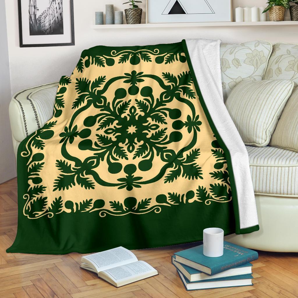 Hawaiian Premium Blanket Royal Pattern - Emerald Green White - Polynesian Pride