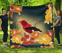 Honeycreeper Hibiscus Premium Quilt Green - Polynesian Pride