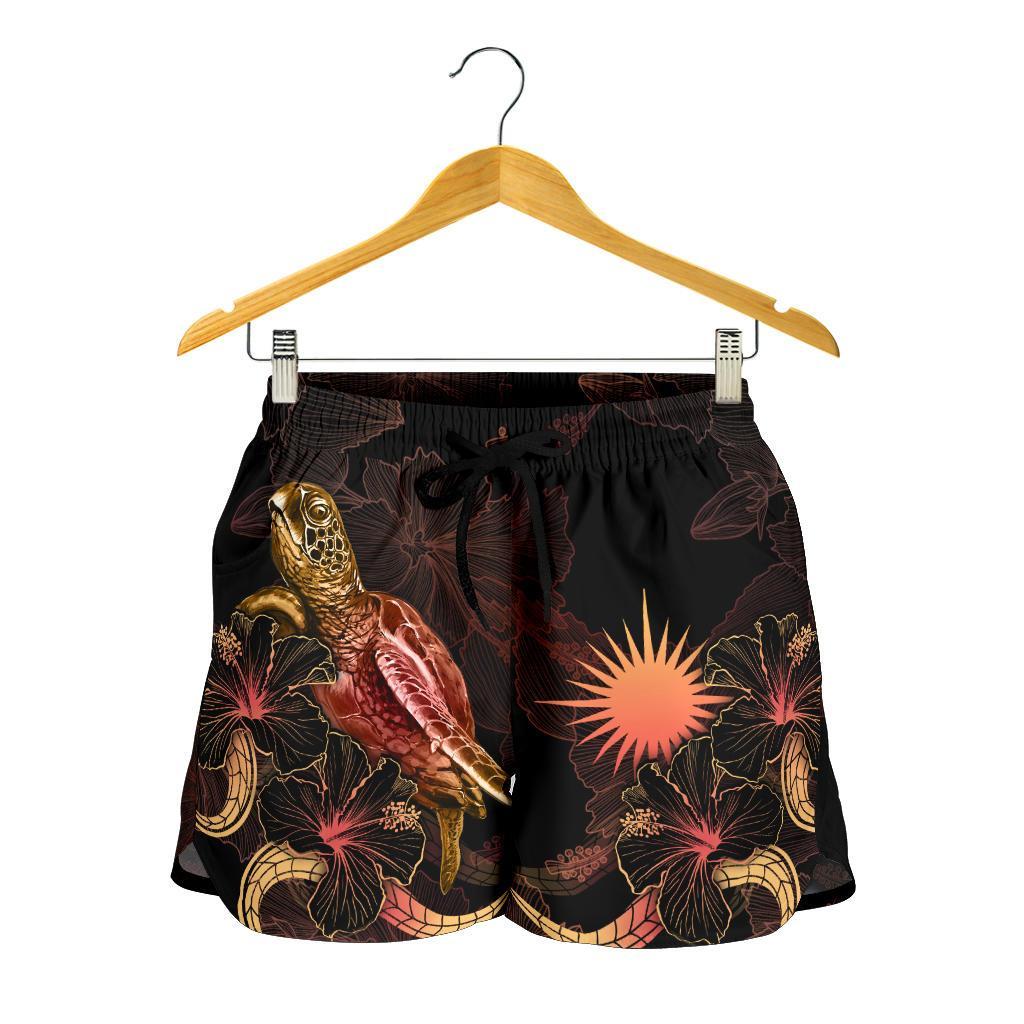 Marshall Islands Polynesian Women's Shorts - Turtle With Blooming Hibiscus Gold - Polynesian Pride