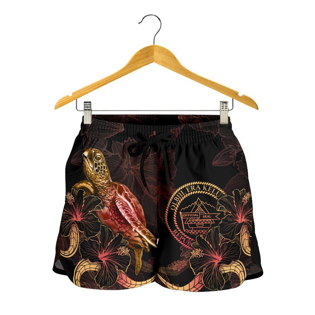 Palau Polynesian Women's Shorts - Turtle With Blooming Hibiscus Gold - Polynesian Pride