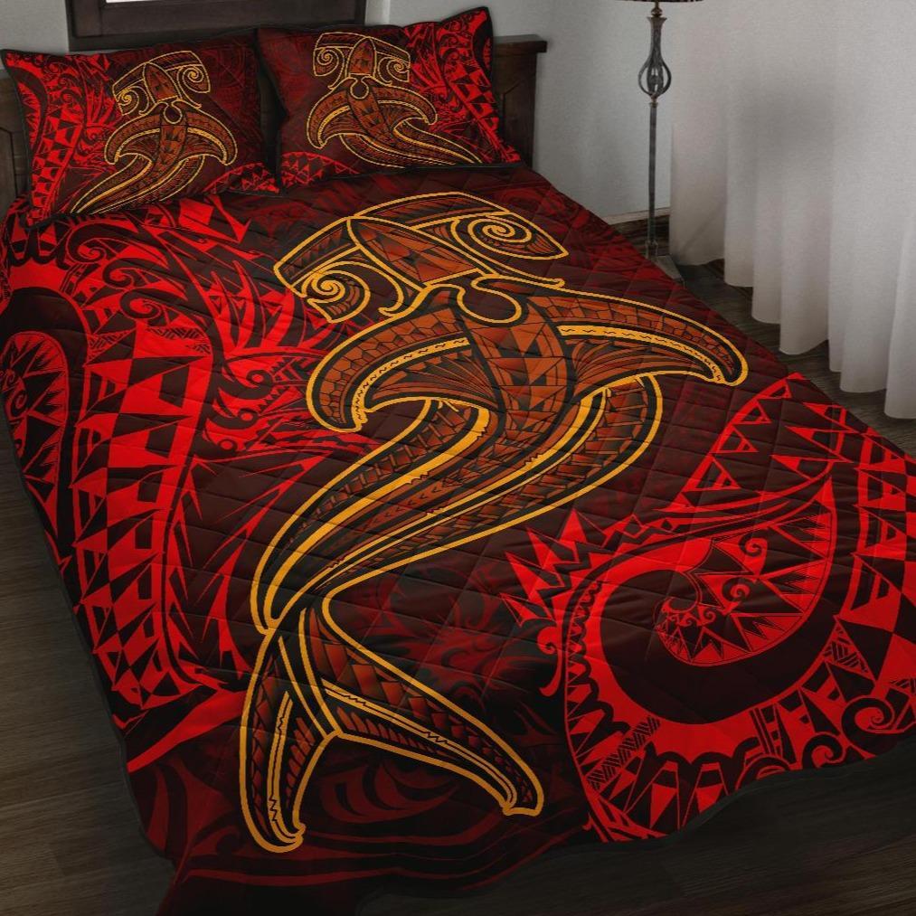 Polynesian Quilt Bed Set - Red Shark Polynesian Tattoo Red - Polynesian Pride