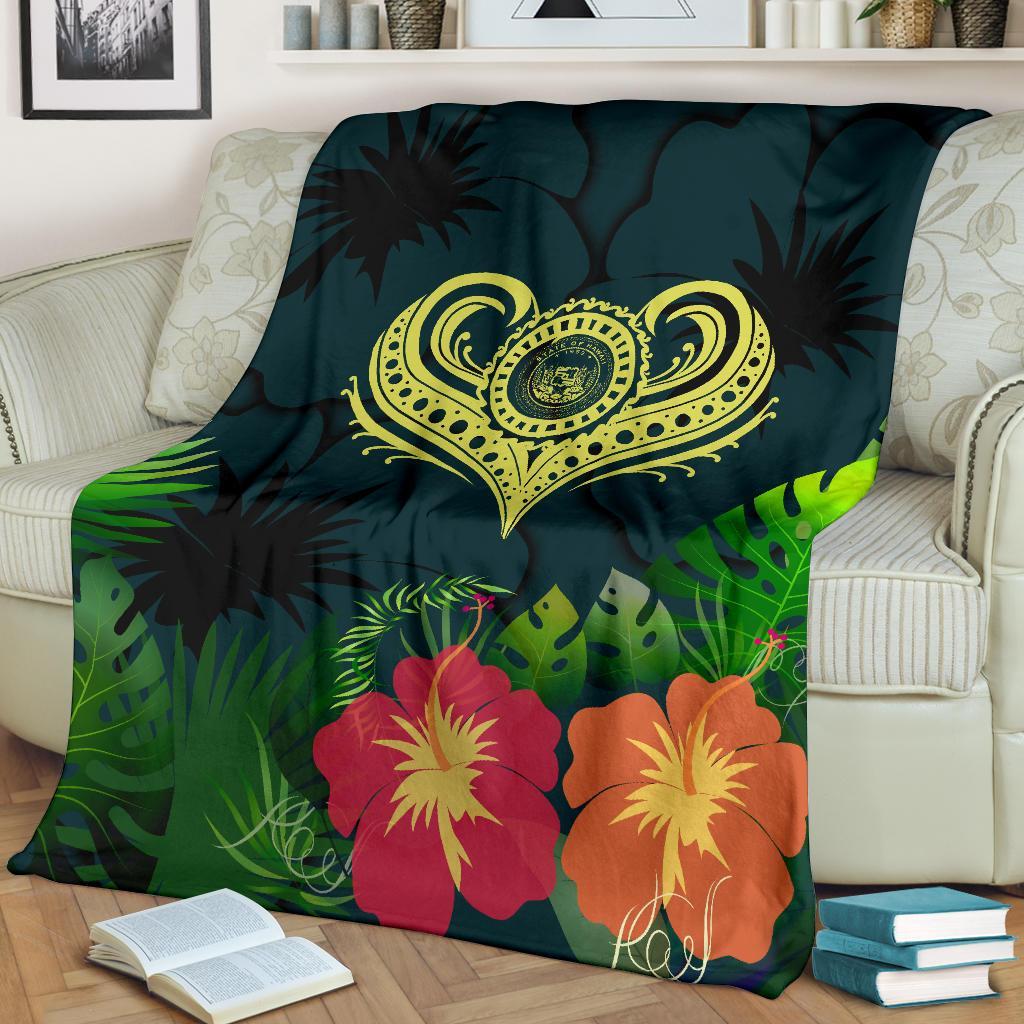 Polynesian Hawaii Premium Blanket - Heart with White - Polynesian Pride