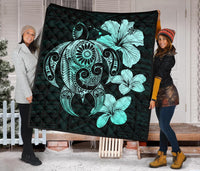 Hibiscus Plumeria Mix Polynesian Turquoise Turtle Premium Quilt - Polynesian Pride