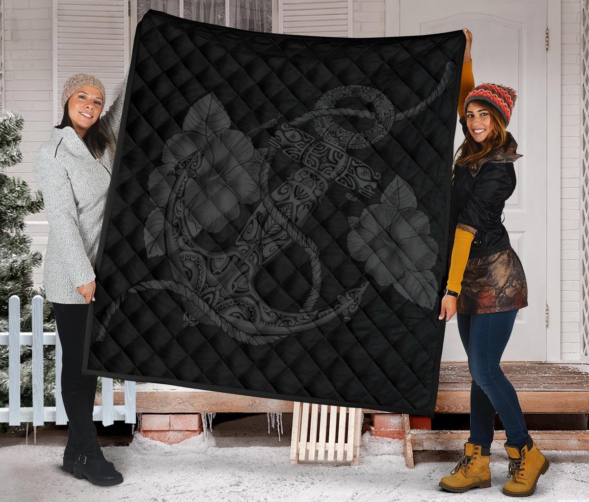 Anchor Gray Poly Tribal Premium Quilt - Polynesian Pride