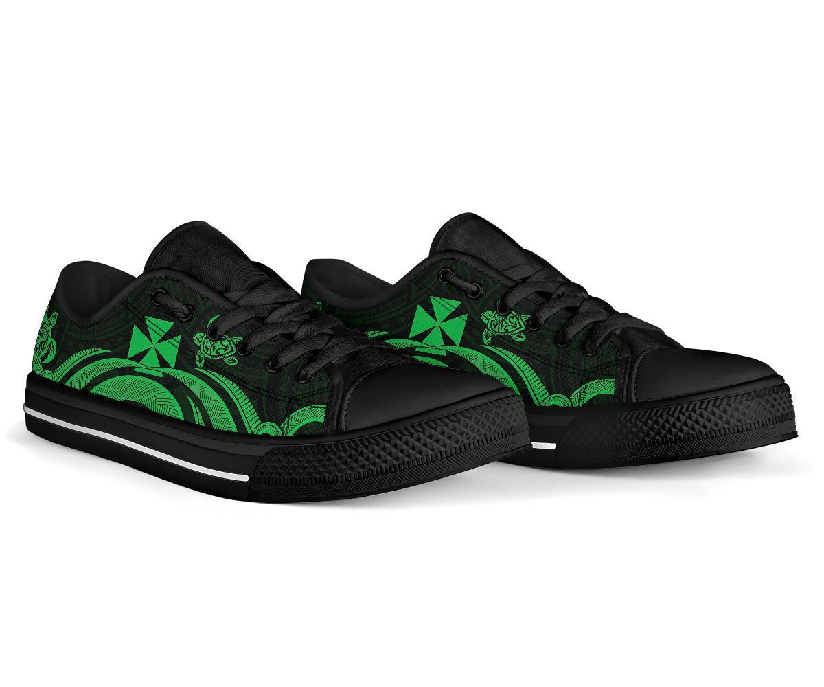 Wallis and Futuna Low Top Canvas Shoes - Green Tentacle Turtle - Polynesian Pride