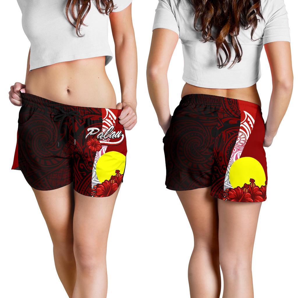 Palau Polynesian Women's Shorts - Coat Of Arm With Hibiscus Women Red - Polynesian Pride