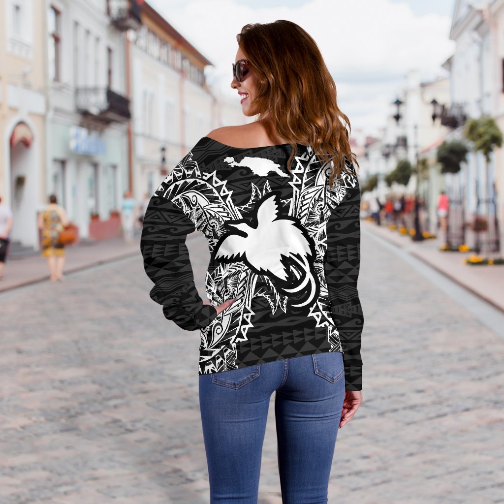 Papua New Guinea Polynesian Shoulder Sweater Map Black - Polynesian Pride
