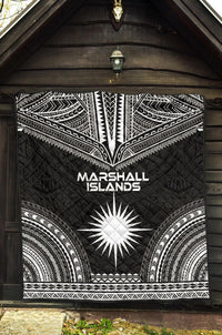 Marshall Islands Premium Quilt - Marshall Islands Flag Polynesian Chief Black Version - Polynesian Pride