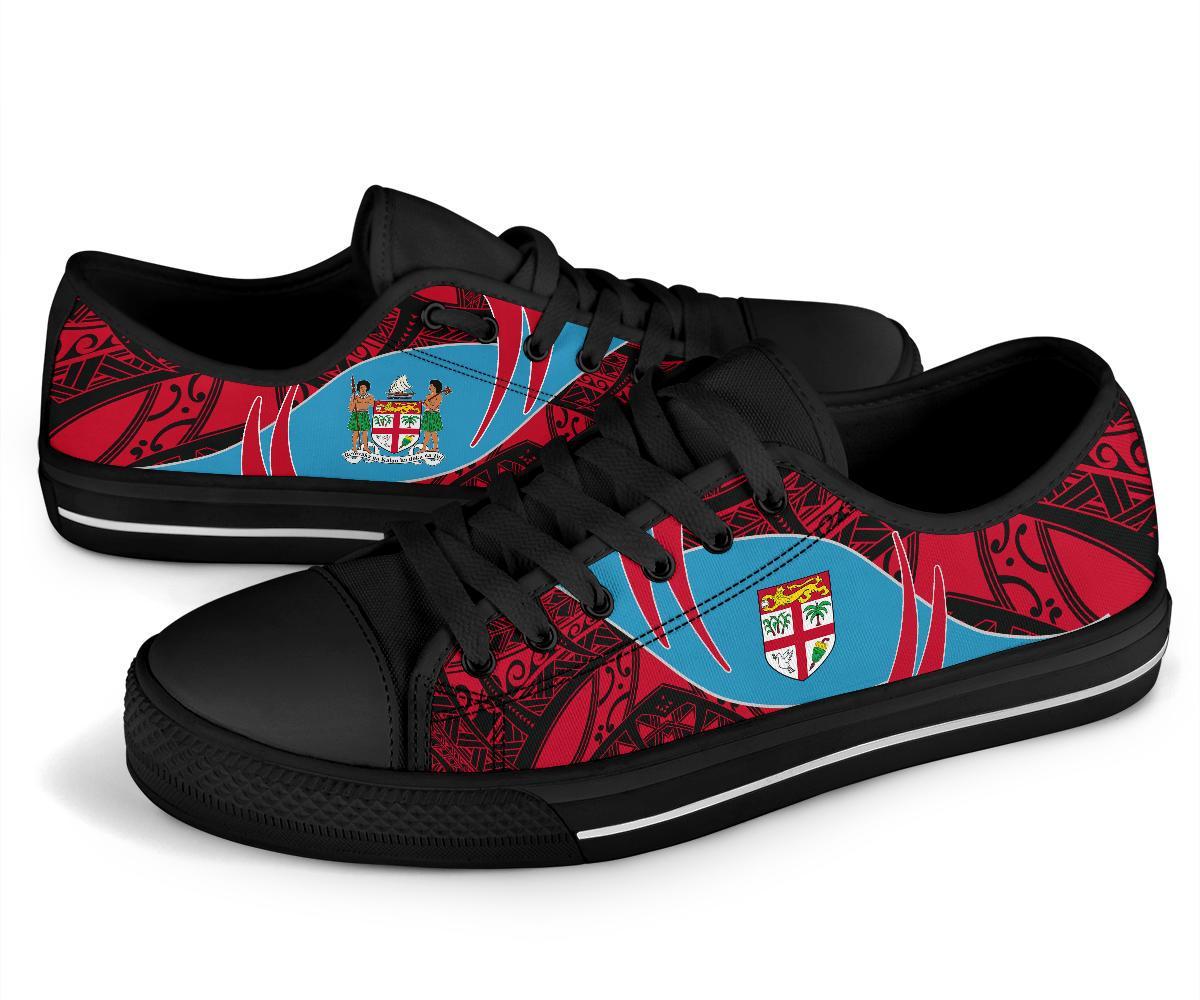 Fiji Low Top Shoe - Symmetrical Lines - Polynesian Pride