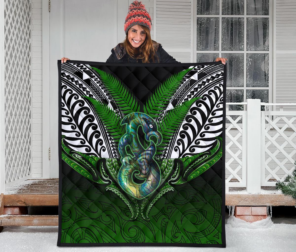 Manaia Mythology Premium Quilt Silver Fern Maori Tattoo - Polynesian Pride