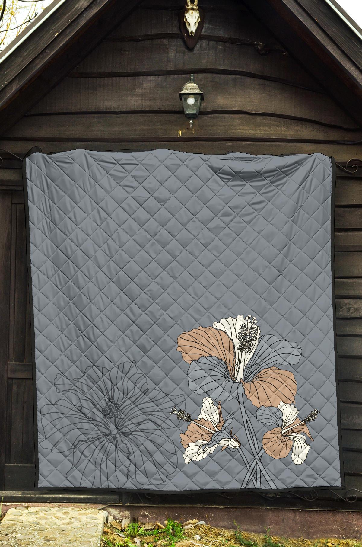 Hibiscus Art Premium Quilt - Polynesian Pride