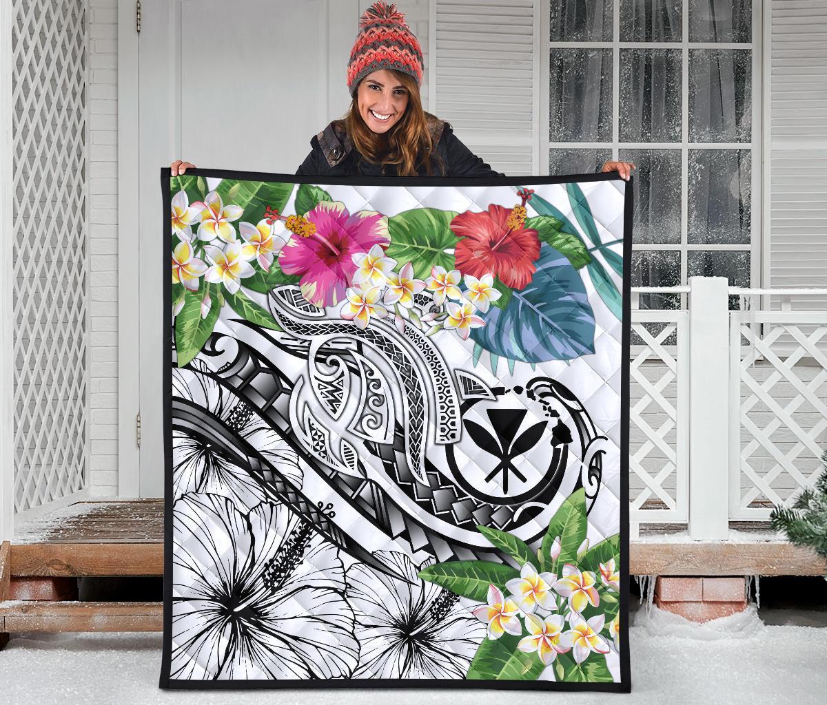 Polynesian Hawaii Kanaka Maoli Premium Quilt - Summer Plumeria (White) - Polynesian Pride