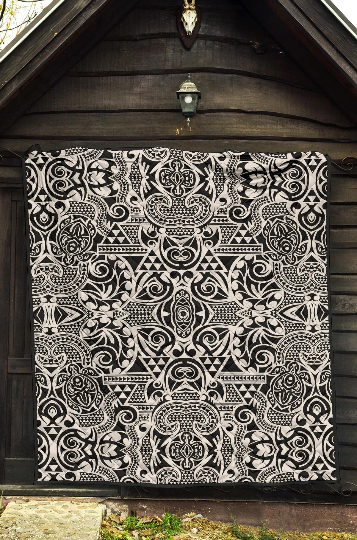 Polynesian Tribal Premium Quilt Black White - Polynesian Pride