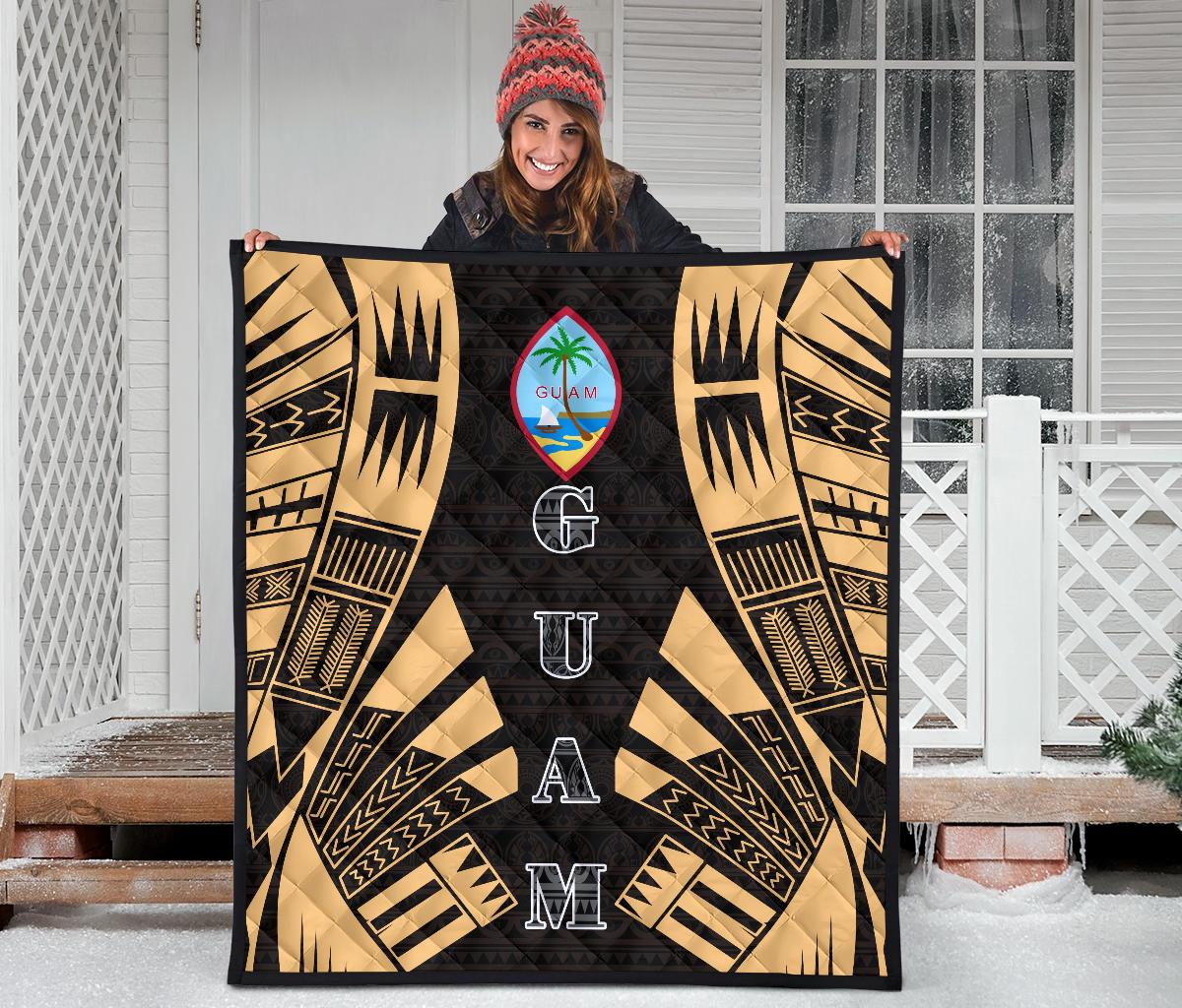 Guam Premium Quilt - Guam Coat Of Arms Polynesian Gold Tattoo - Polynesian Pride