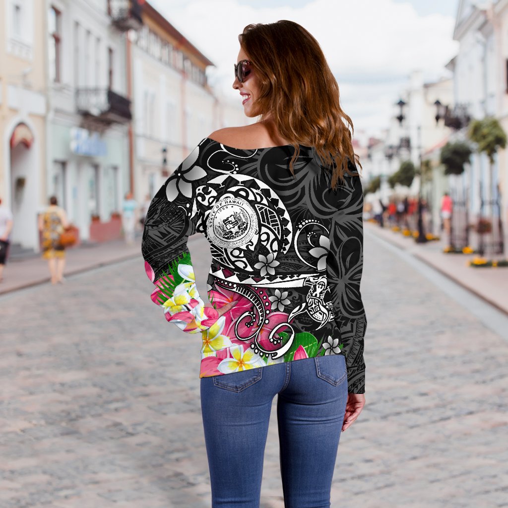 Hawaii Polynesian Women's Off Shoulder Sweater - Hawaii Seal With Turtle Plumeria (Black) - Polynesian Pride