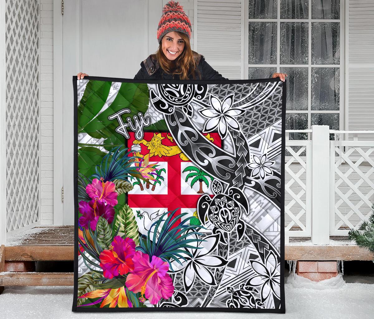 Fiji Premium Quilt White - Turtle Plumeria Banana Leaf - Polynesian Pride