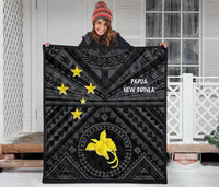 Papua New Guinea Premium Quilt - Flag With Polynesian Patterns (Black) - Polynesian Pride