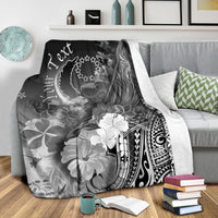 Pohnpei Custom Personalised Premium Blanket - Humpback Whale with Tropical Flowers (White) - Polynesian Pride