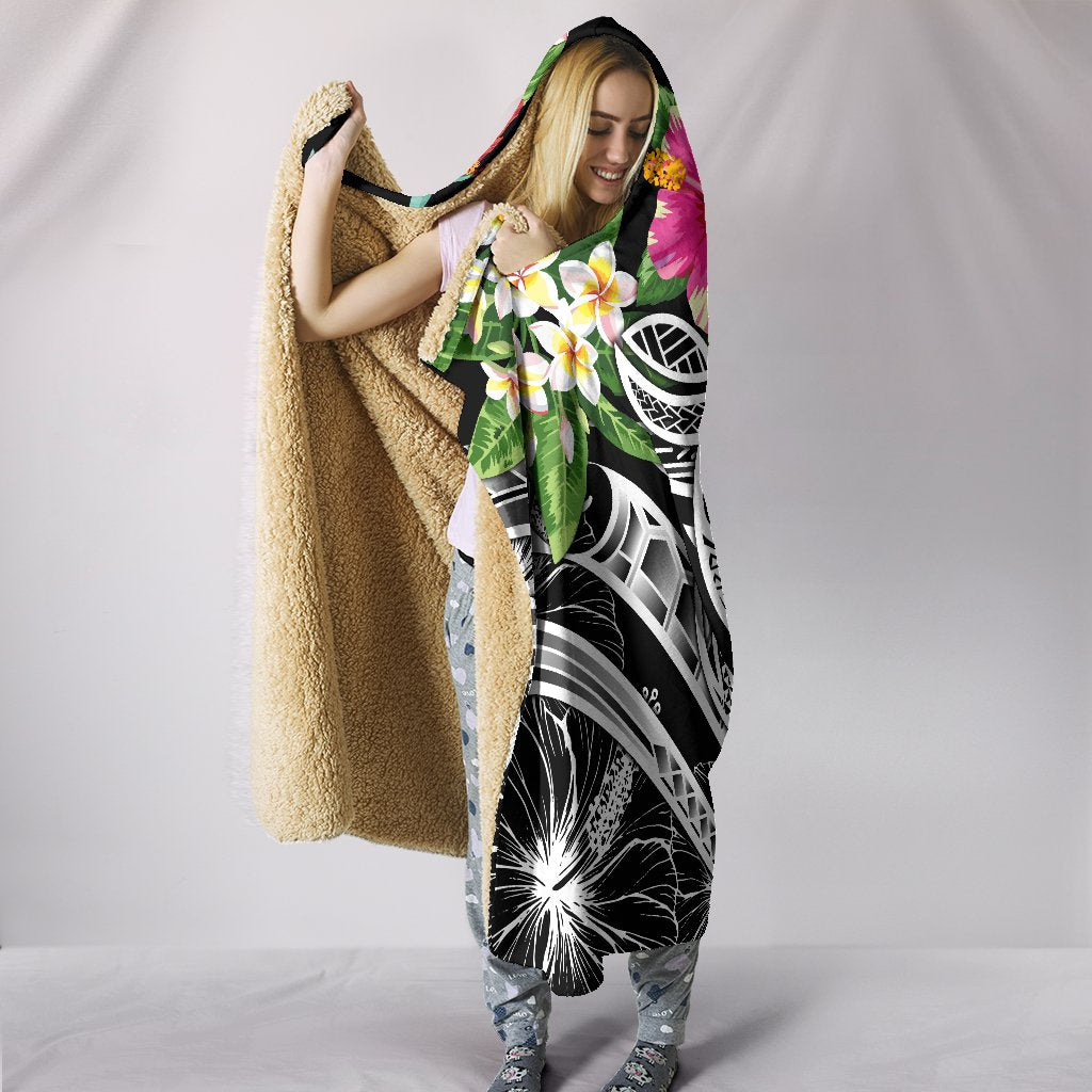 Wallis and Futuna Polynesian Hooded Blanket - Summer Plumeria (Black) - Polynesian Pride