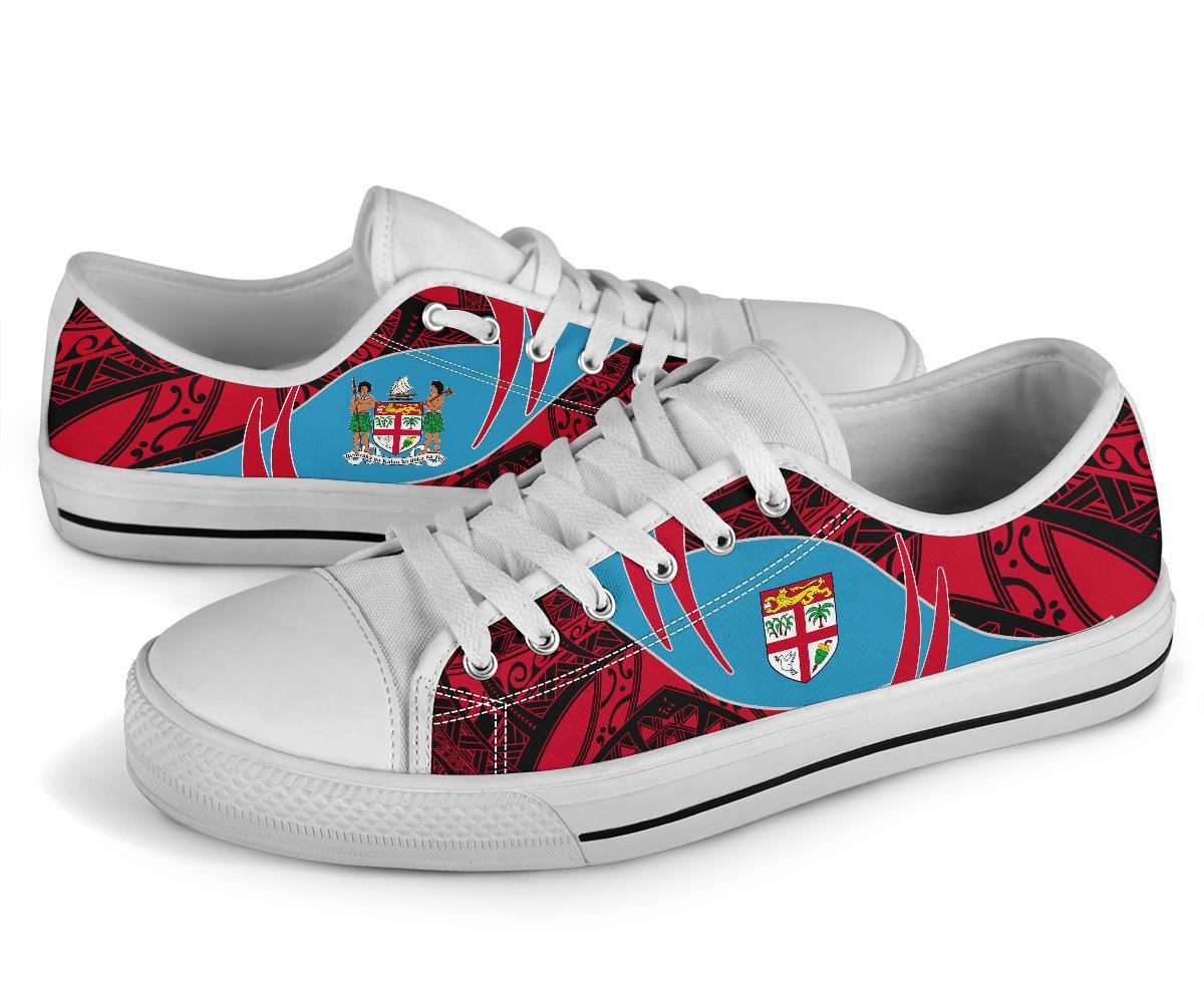 Fiji Low Top Shoe - Symmetrical Lines - Polynesian Pride