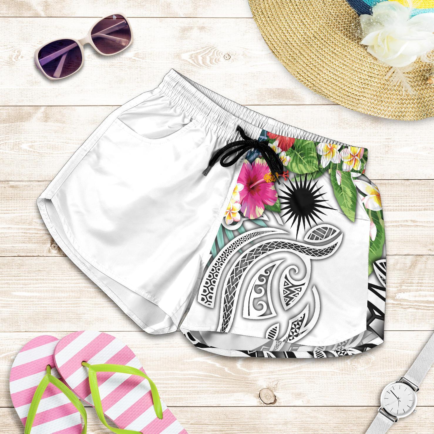 Marshall Islands Polynesian Women's Shorts - Summer Plumeria (white) Women White - Polynesian Pride