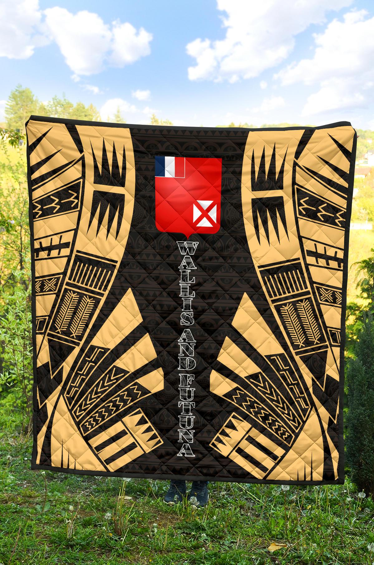 Wallis And Futuna Premium Quilt - Wallis And Futuna Coat Of Arms Polynesian Gold Tattoo Red - Polynesian Pride