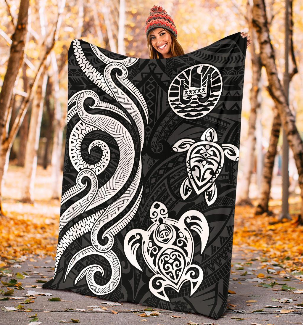 Tahiti Polynesian Premium Blanket - White Tentacle Turtle - Polynesian Pride