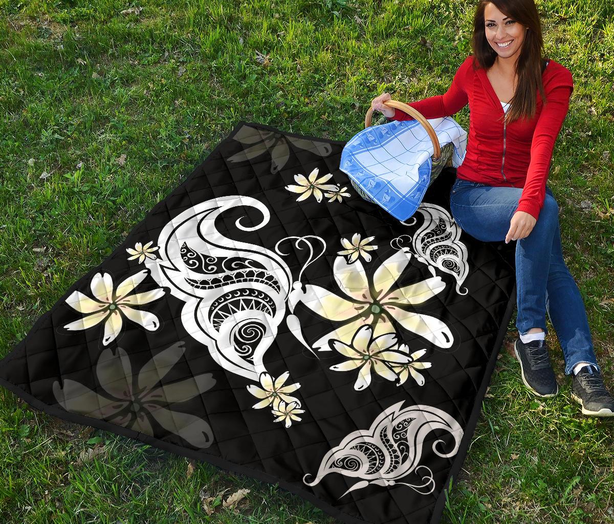 Plumeria Butterfly Premium Quilt - Polynesian Pride