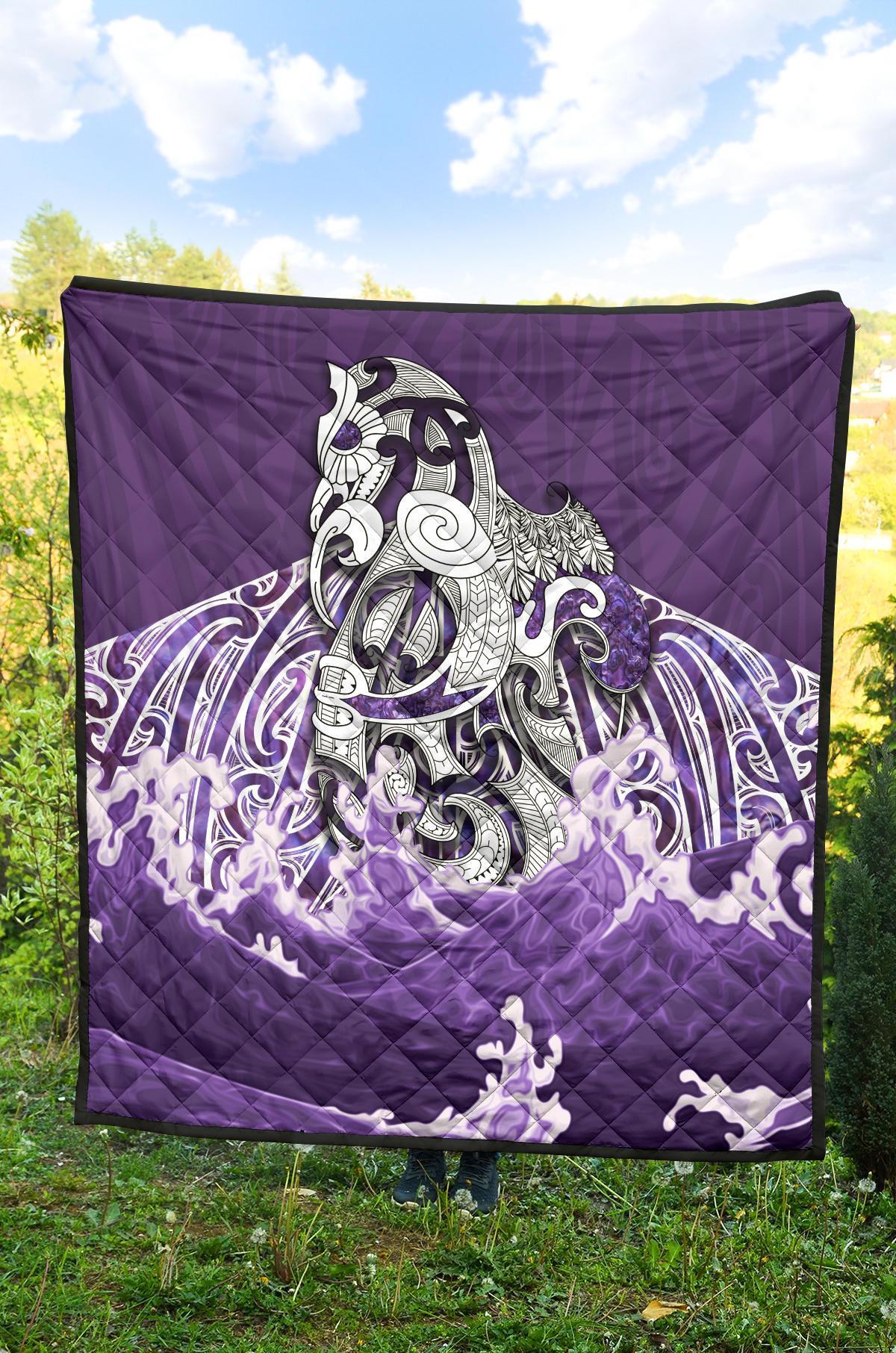 Maori Manaia The Blue Sea Premium Quilt, Purple - Polynesian Pride