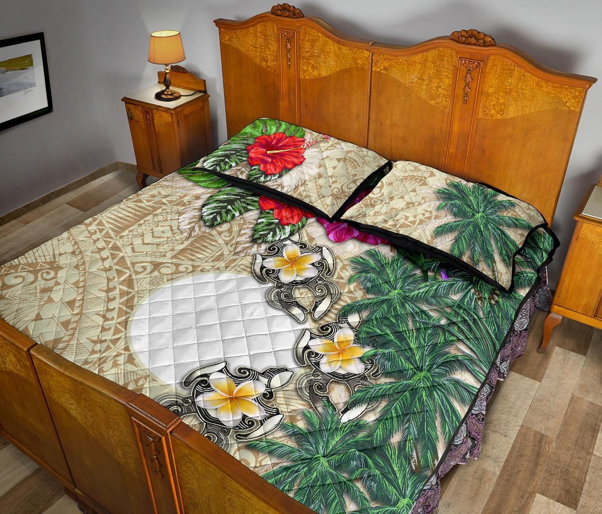 Palau Polynesian Quilt Bed Set - Hibiscus Turtle Tattoo Beige - Polynesian Pride