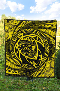 Hawaiian Kanaka Honu Hibiscus Tornando Yellow Polynesian Premium Quilt - Polynesian Pride
