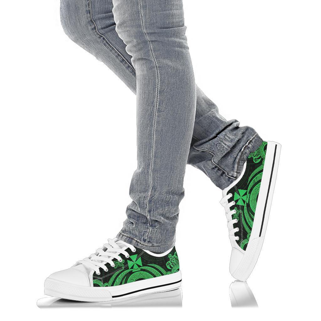 Wallis and Futuna Low Top Canvas Shoes - Green Tentacle Turtle - Polynesian Pride