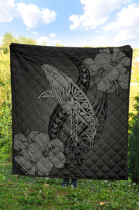 Hawaii Whale Swim Poly Gray Premium Quilt - Polynesian Pride