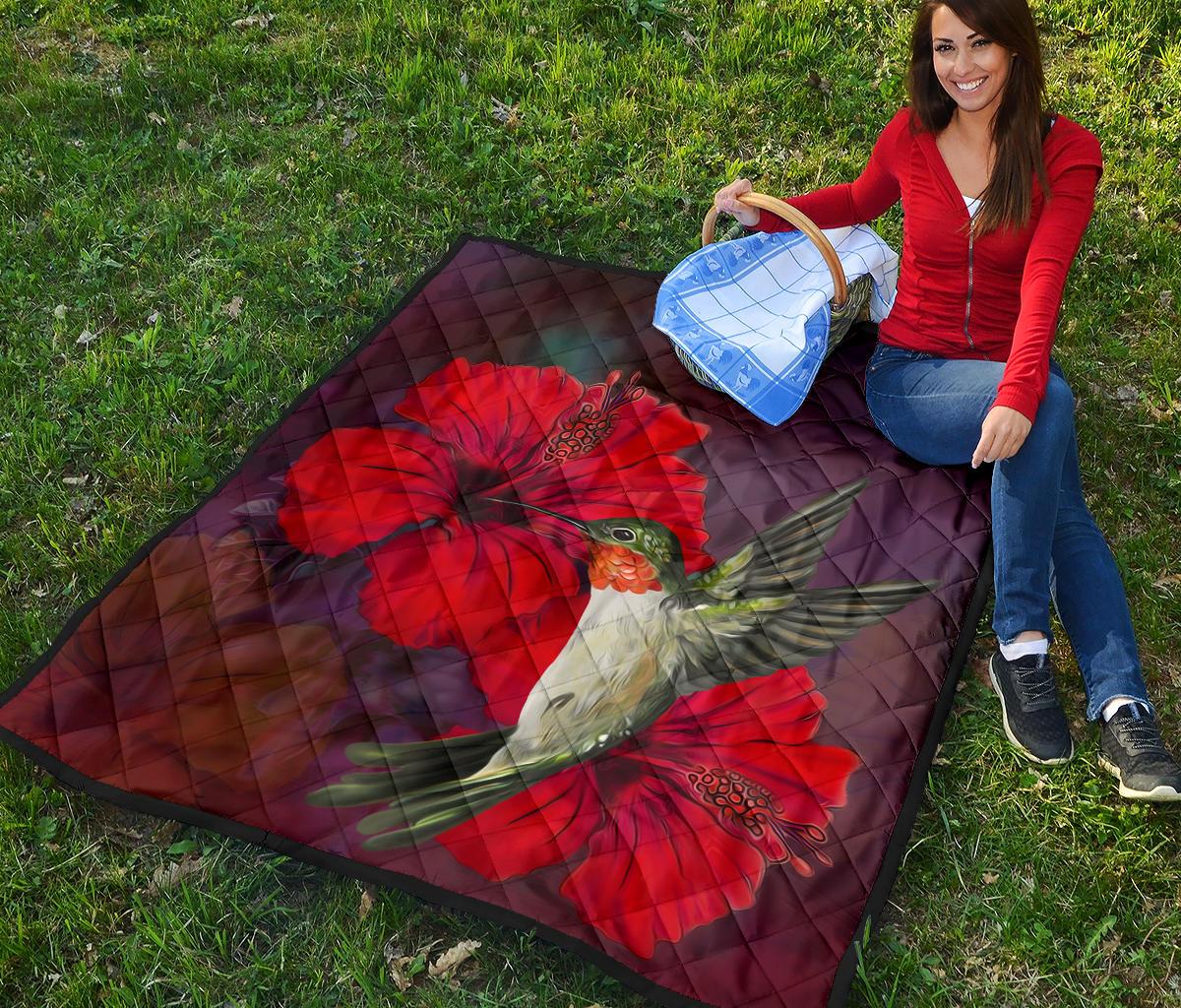 Hibiscus Hummingbird Premium Quilt - Polynesian Pride