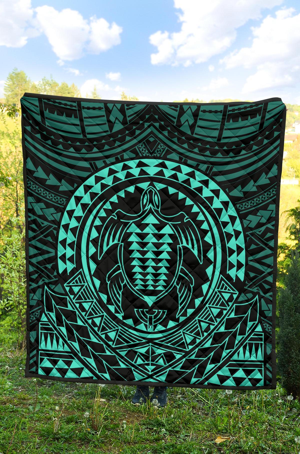 Hawaiian Kakau Honu Arc Turquoise Polynesian Premium Quilt - Polynesian Pride