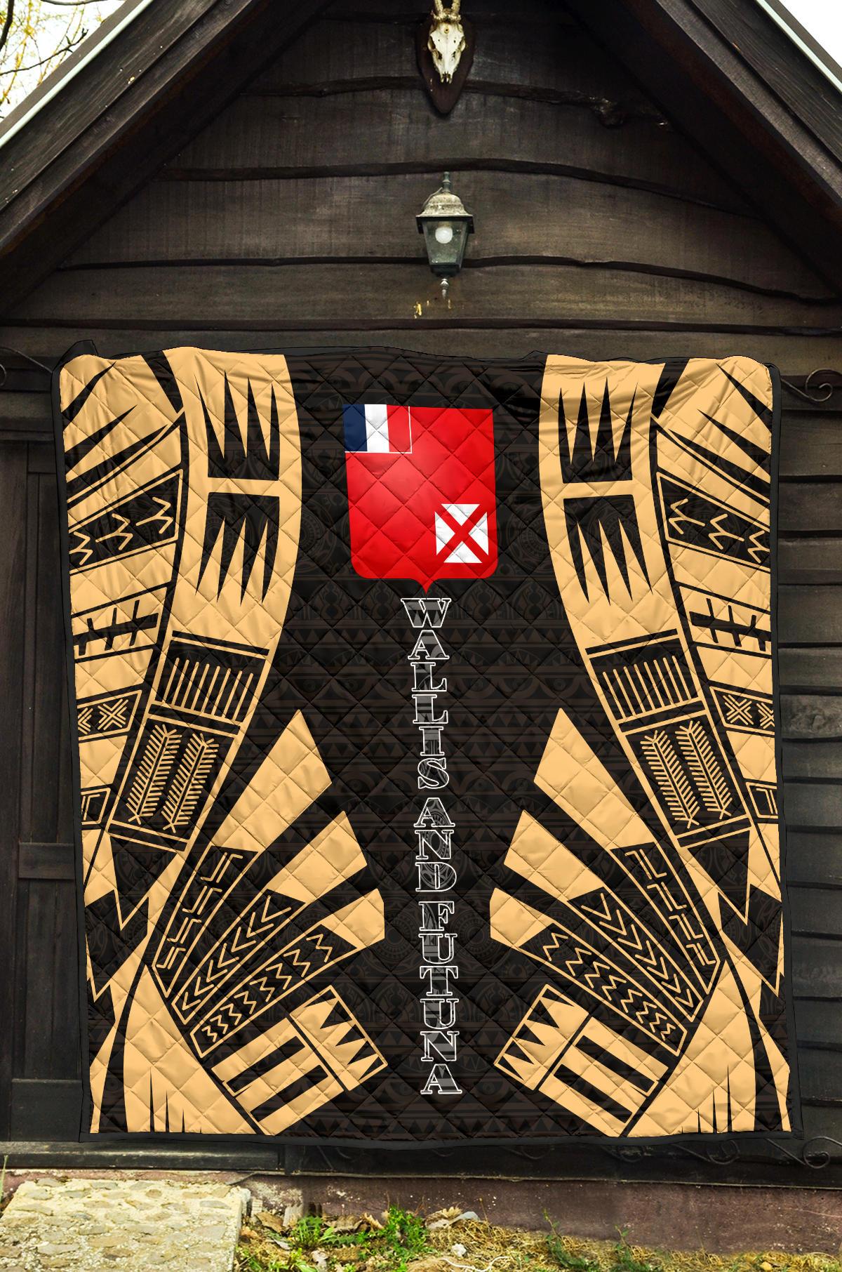 Wallis And Futuna Premium Quilt - Wallis And Futuna Coat Of Arms Polynesian Gold Tattoo Red - Polynesian Pride