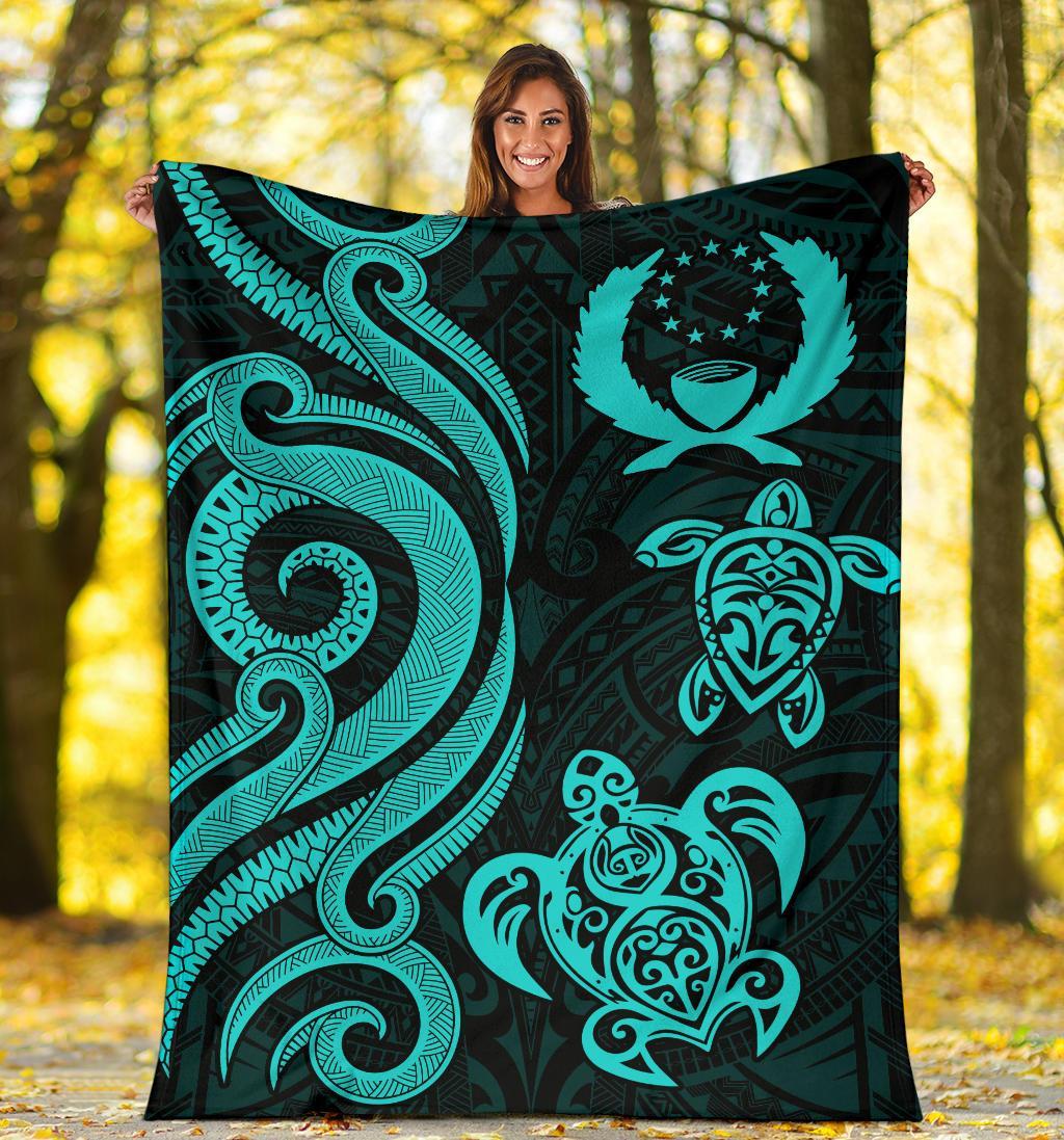 Pohnpei Micronesian Premium Blanket - Turquoise Tentacle Turtle - Polynesian Pride