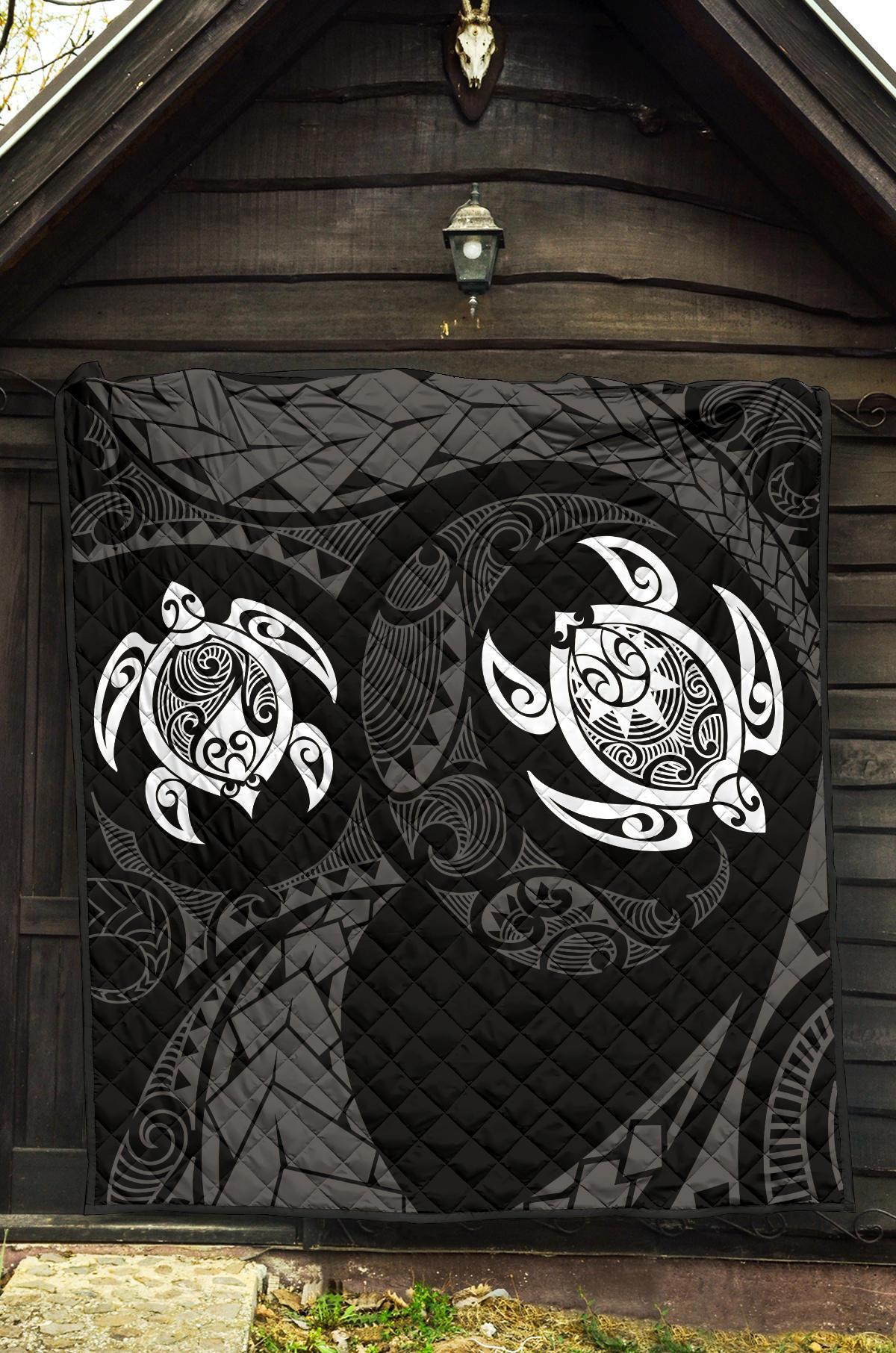 Hawaii Polynesian Turtle Premium Quilt White - Polynesian Pride